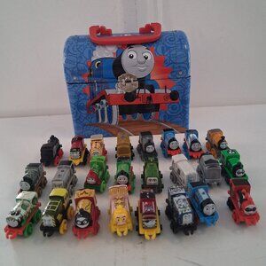 Thomas & Friends 24 Mini Trains Plus Carry Case